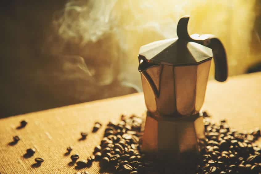 Comment Faire Du Café Avec Une Cafetiere Italienne Сomment Fonctionne Une Cafetière Italienne 25 Comment utiliser une cafetière italienne ? - Cafetière expresso