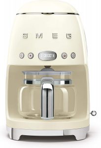 machine à café DCF02CREU de Smeg